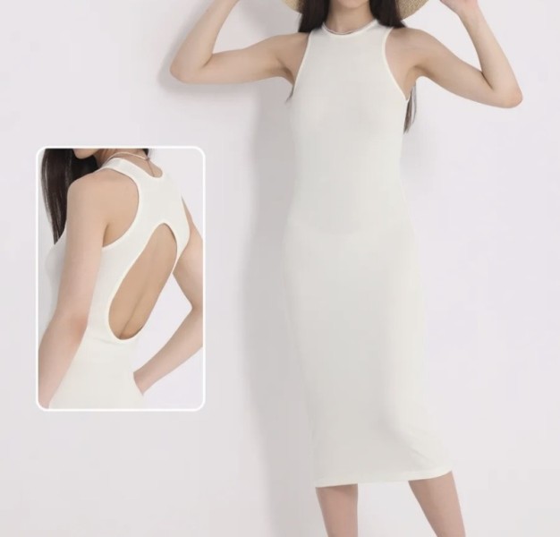 vestido longo cor creme canelado