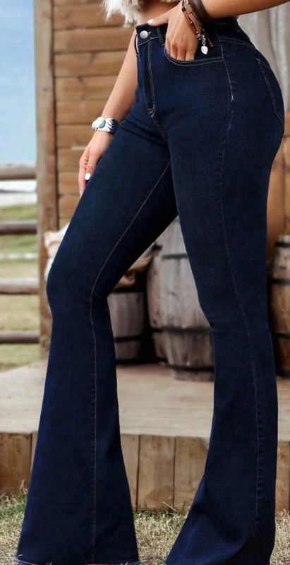 Koyu mavi flare jean
