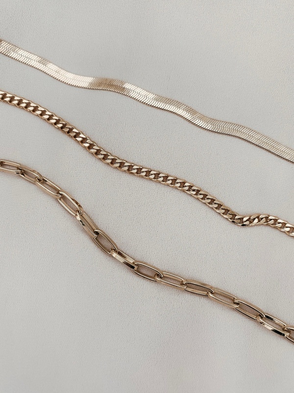Set de collares en capas dorados