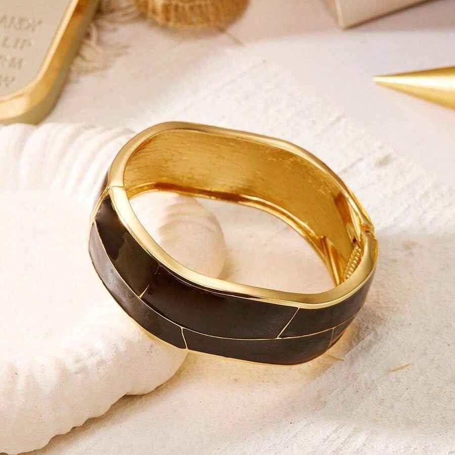 1PC Pulsera Ancha a Cuadros Negra y Dorada de Moda