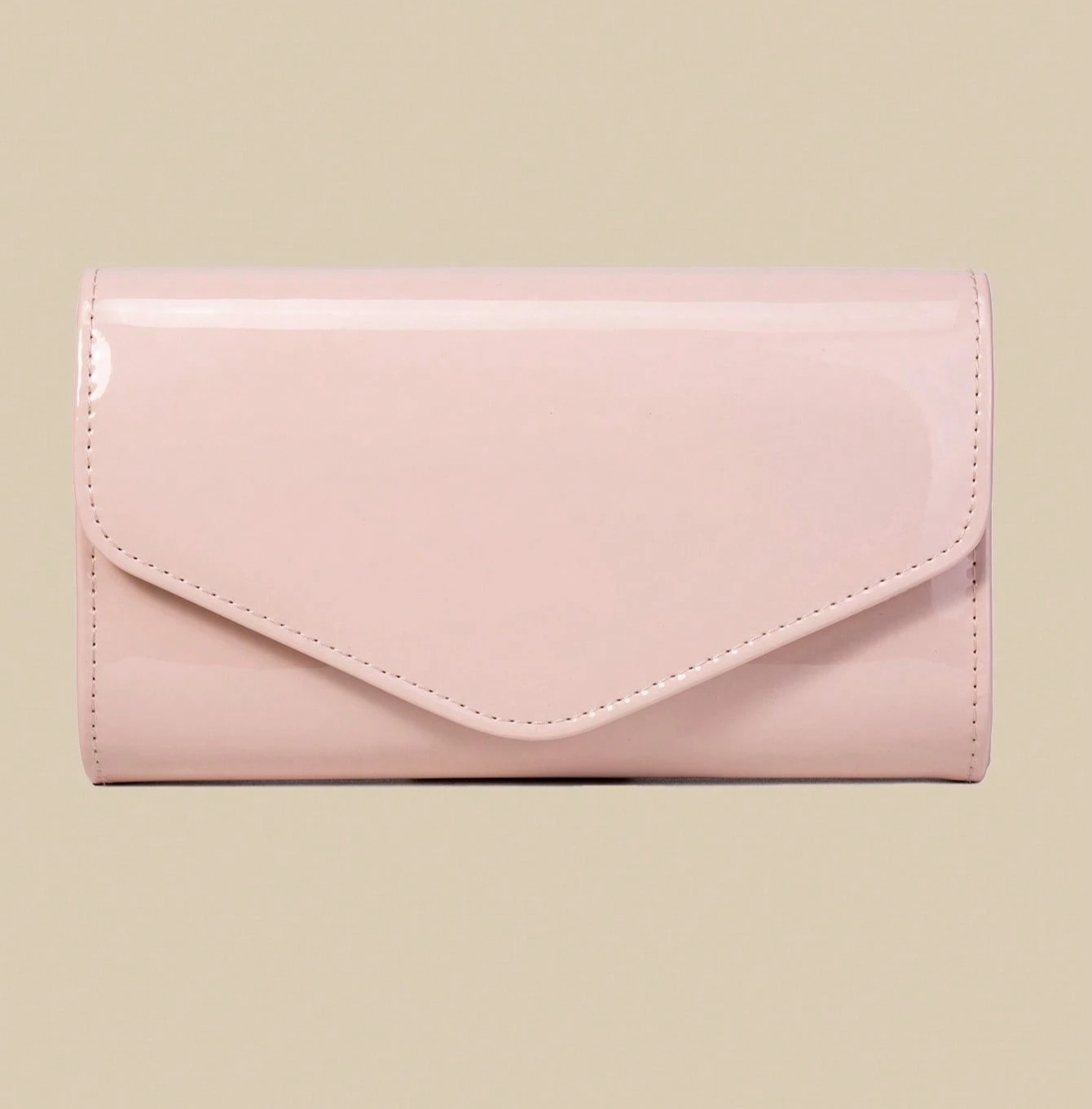 El Çantası, Clutch