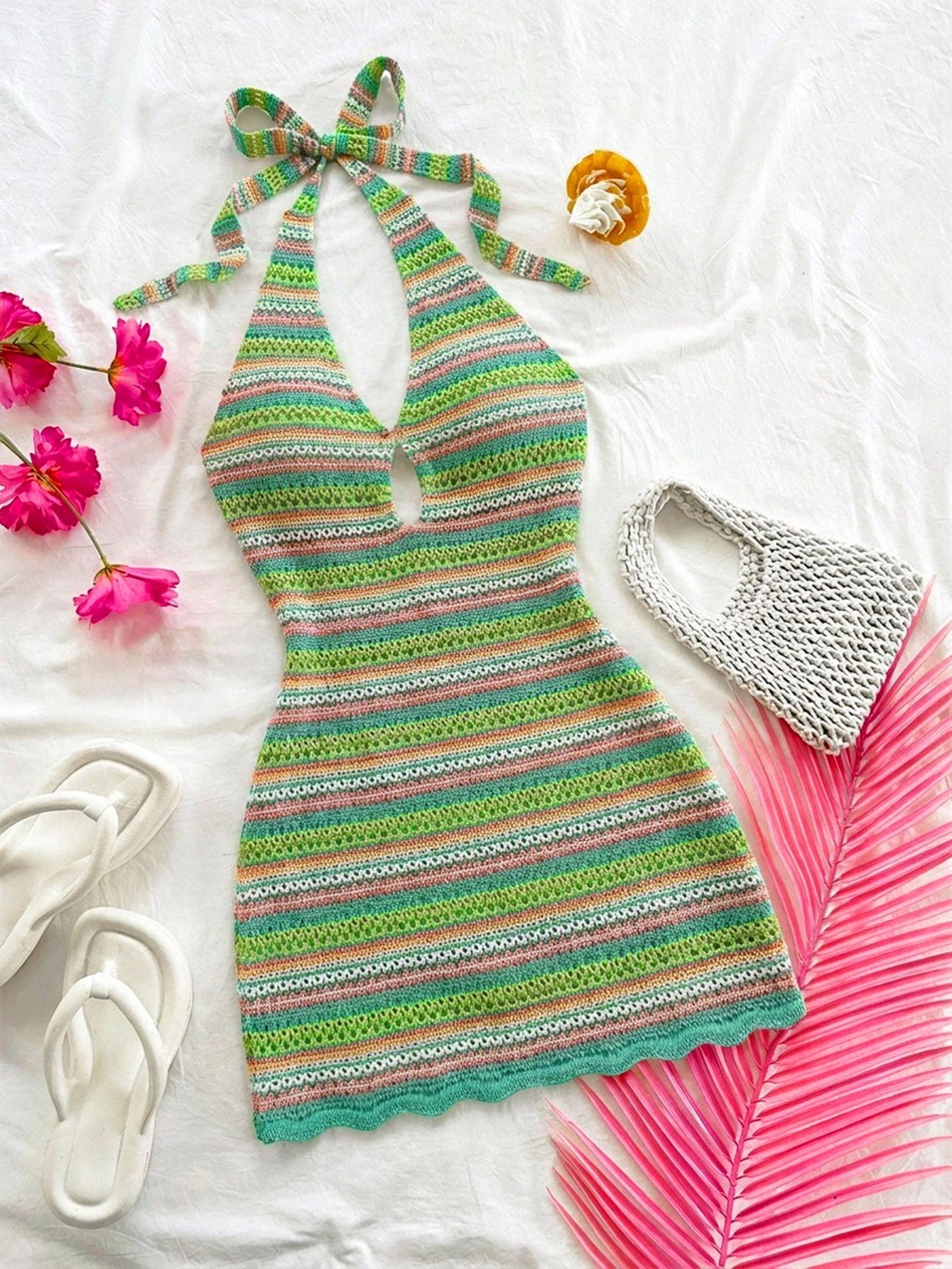 Vestido Mini Halter Elegante con Rayas Verdes