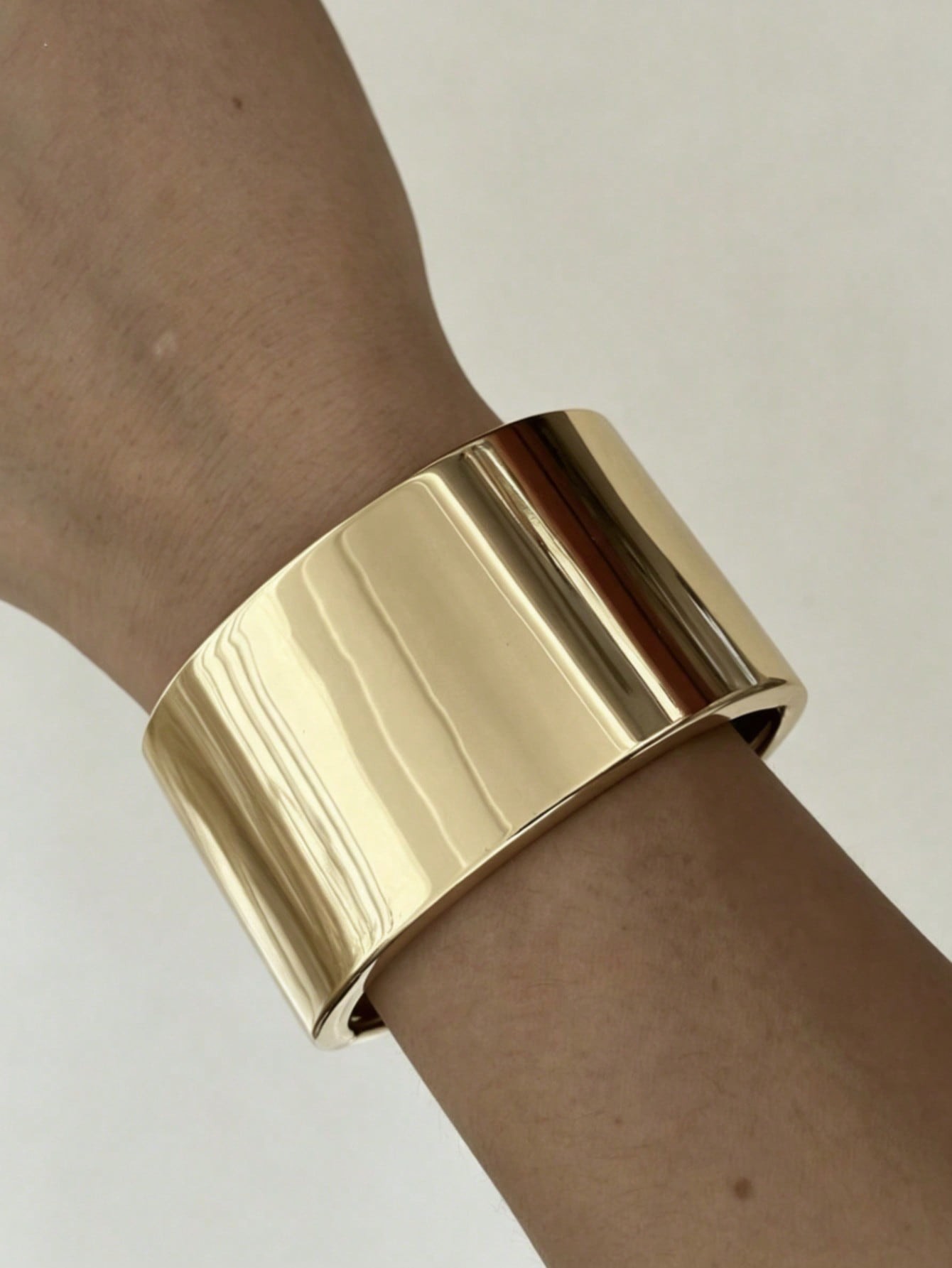 Women's Gold Bold Chic Style Urban Sculptural Wide Bangle Bracelet