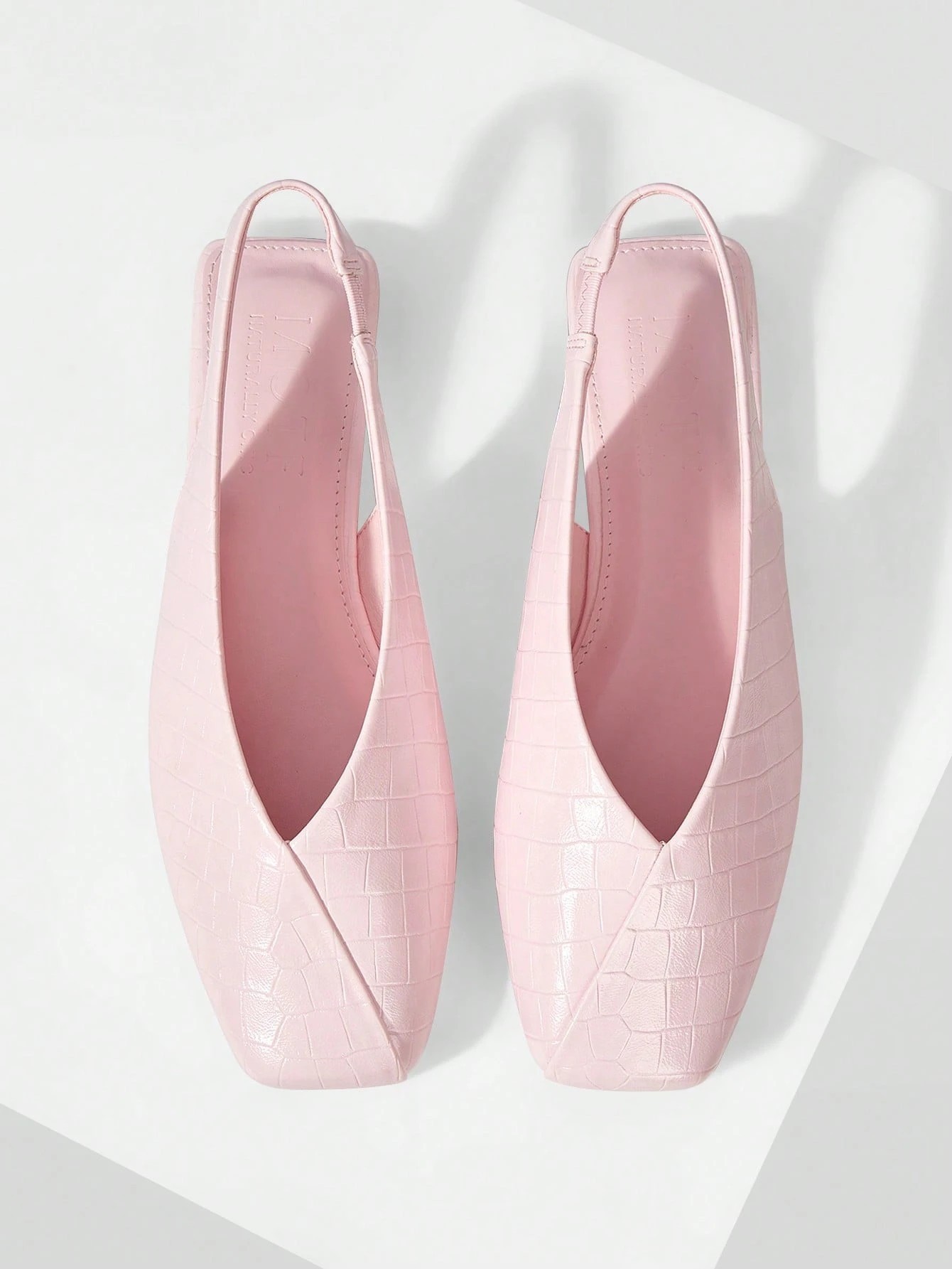 ZAPATOS DE ESTILO ELEGANTE